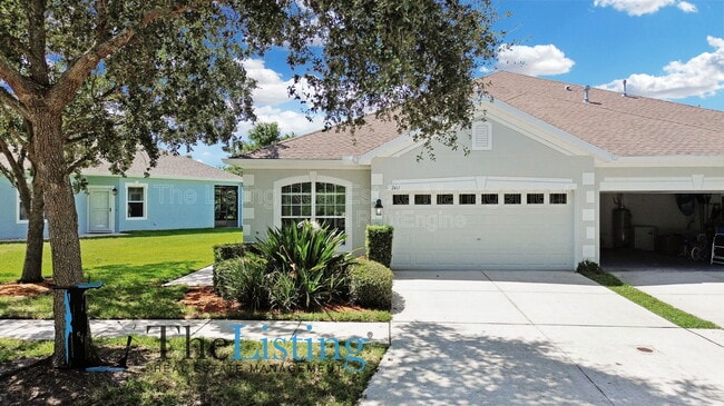 Building Photo - 7411 Surrey Wood Ln