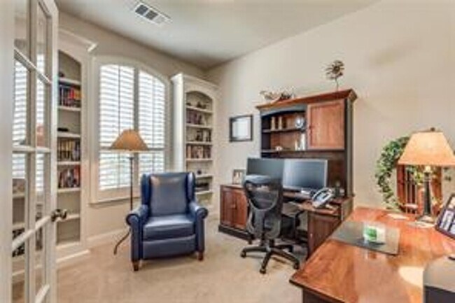 Building Photo - Another chance to own this warm and inviti...