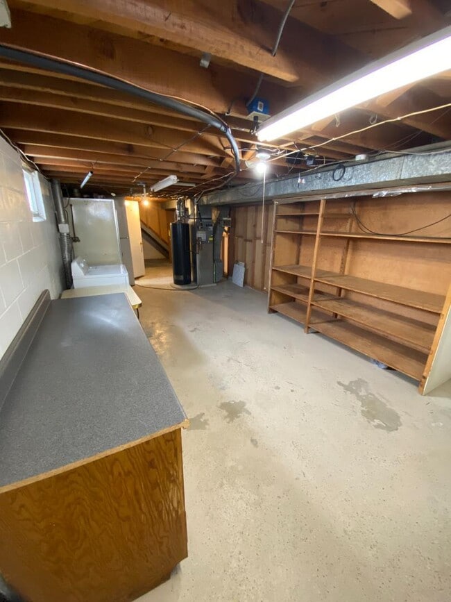 Building Photo - 912 N Kiwanis Ave