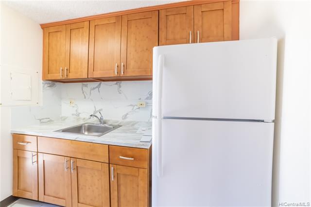 Building Photo - 1415 Liholiho St