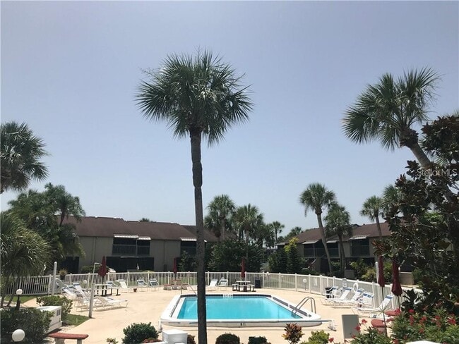 Building Photo - 1028 Apollo Beach Blvd