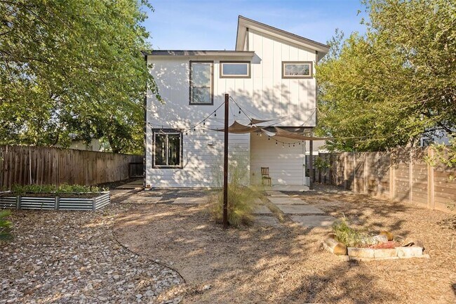 Building Photo - 5007 Delores Ave