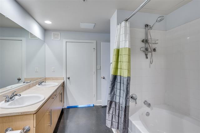 Building Photo - 4605 Cedar Springs Rd