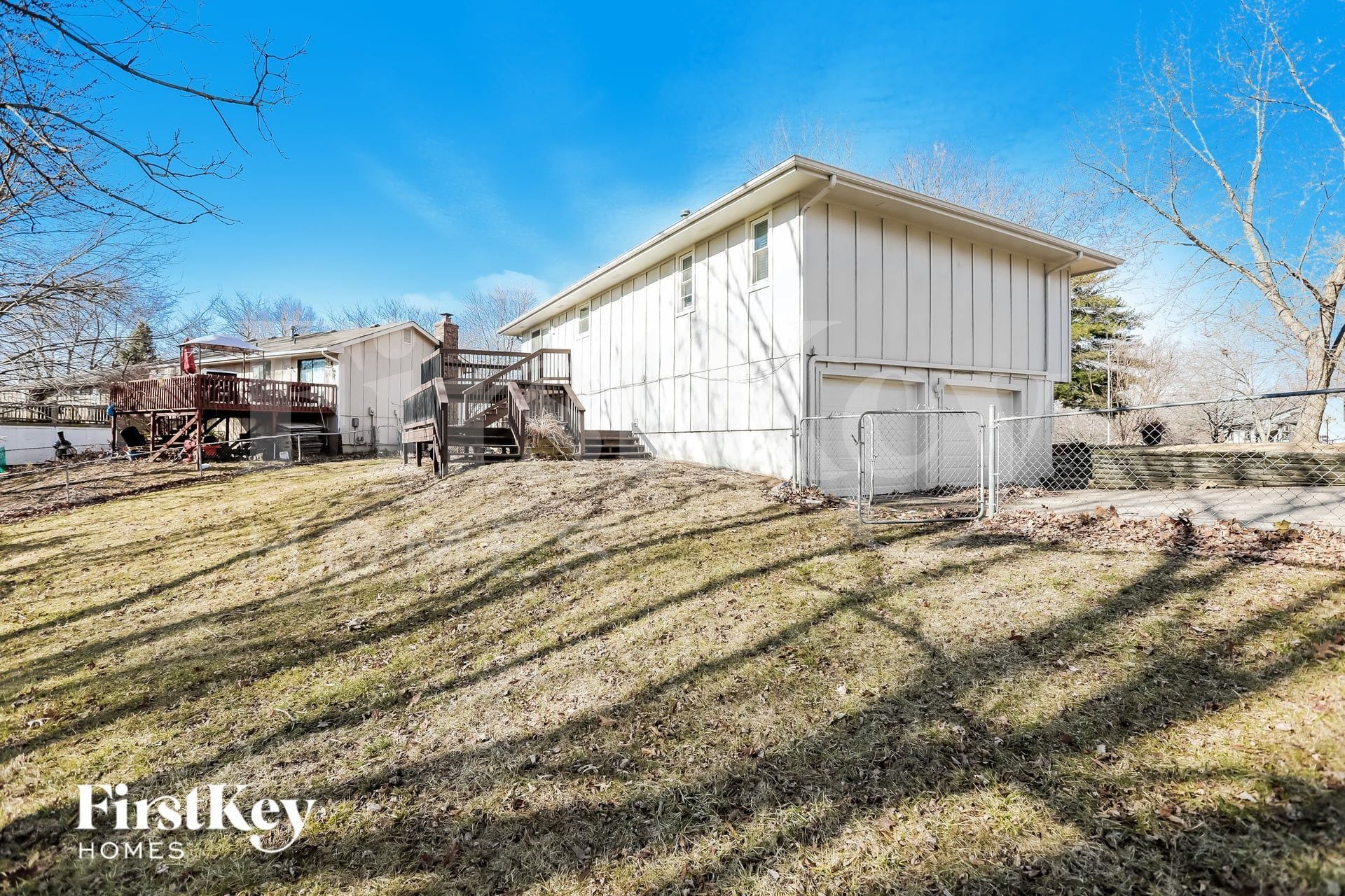 Building Photo - 7119 N Shannon Ave