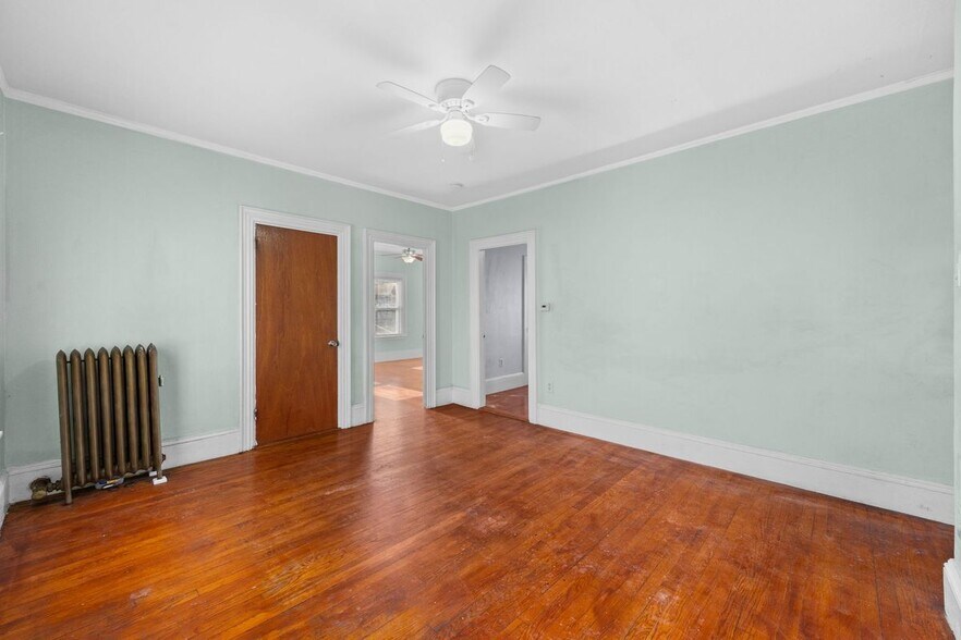 Building Photo - 149 Clifton Ave