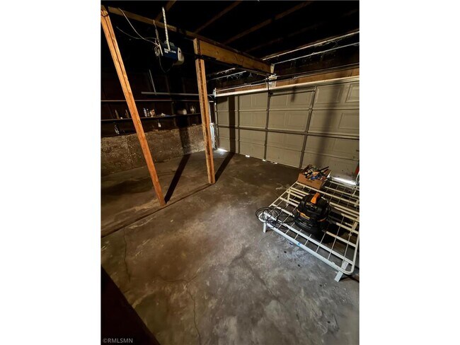 Building Photo - 944 Albemarle St