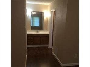 Building Photo - 624 Grande Dr