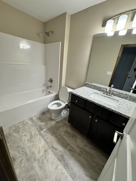 Building Photo - 7532 Frankie Ct