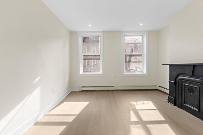 Building Photo - 349 Grove St