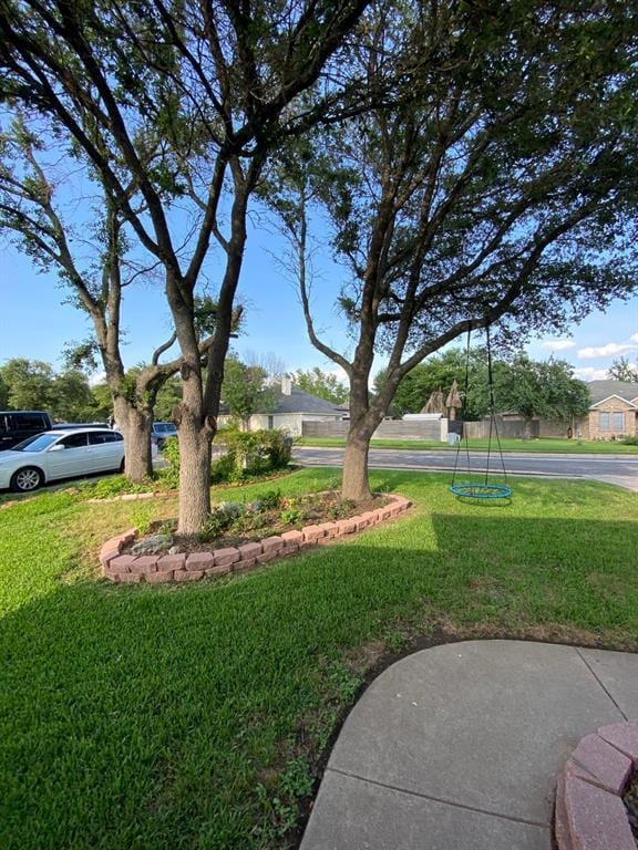 Building Photo - 2623 Goldfinch Dr