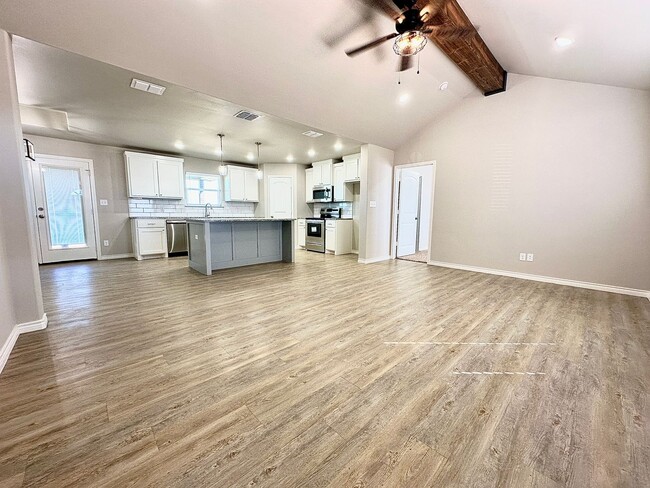 Building Photo - New Construction Home In Idalou ISD!