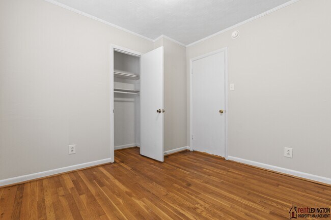 Building Photo - 203 Loch Lomond Dr