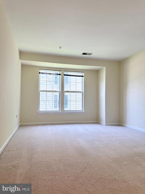 Building Photo - 7501 Calderon Ct