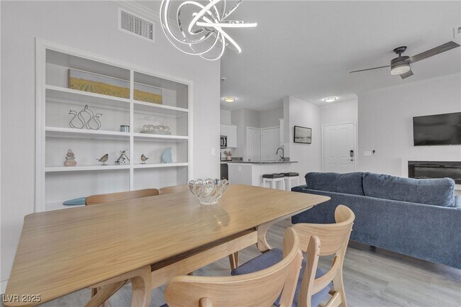 Building Photo - 2900 Sunridge Heights Pkwy