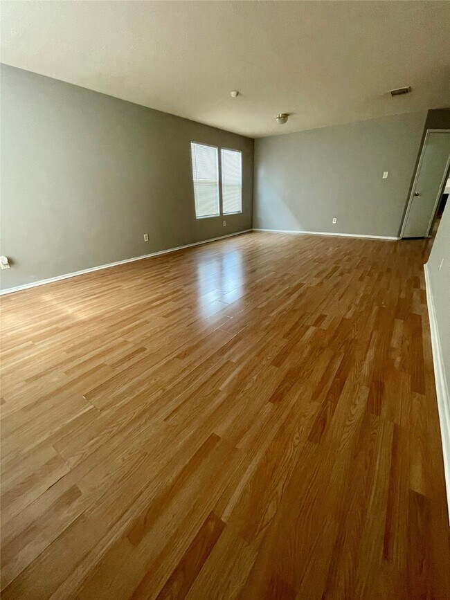 Building Photo - 16822 Perryton Ln