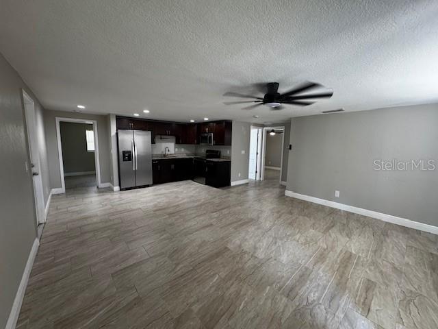 Building Photo - 6421 Kelso Dr