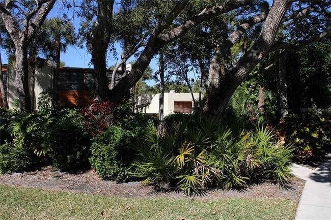 Building Photo - 152 Wild Palm Dr