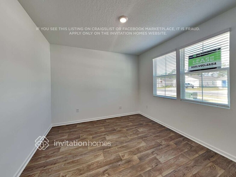 Building Photo - 674 Orellana Rd