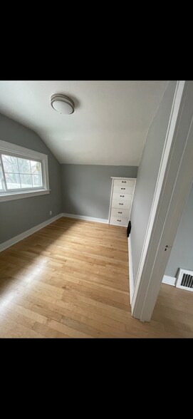 Building Photo - 2362 N 69th St