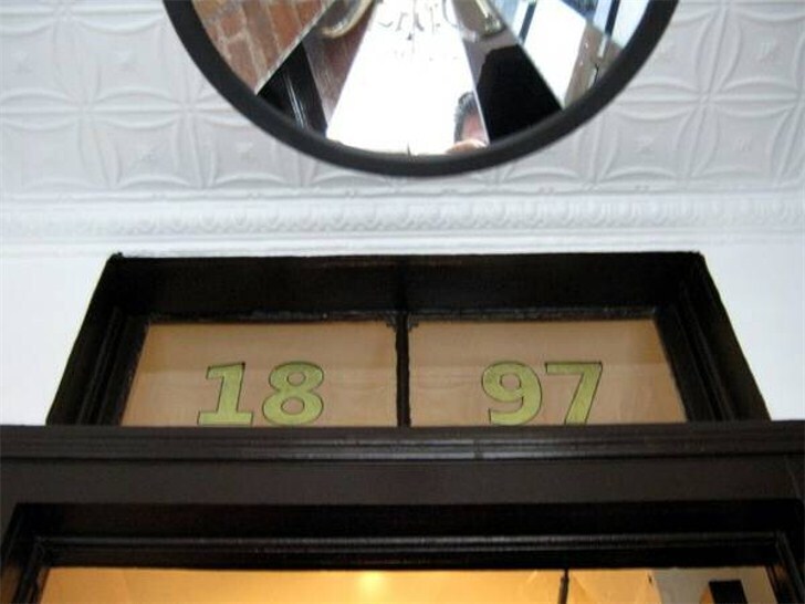 Building Photo - 4910 Vernon Blvd