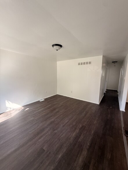 Building Photo - 7251 Studebaker Ave