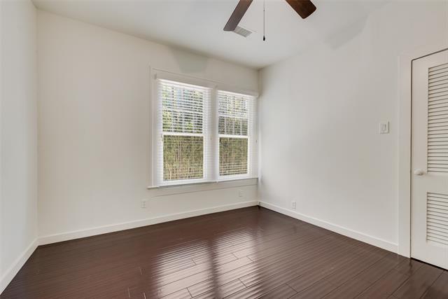 Building Photo - 6042 Belmont Ave