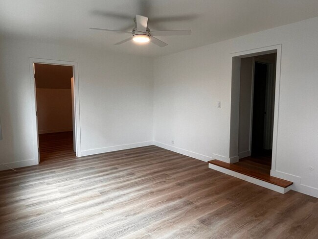 Building Photo - 31863 8th Ave