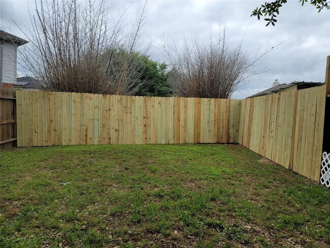 Building Photo - 3807 Brook Garden Ln
