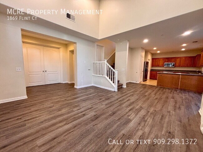 Building Photo - 1869 Flint Ct