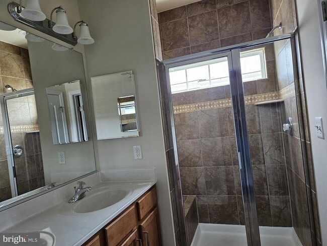 Building Photo - 11709 Leesborough Cir