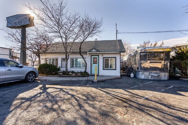 Building Photo - Live Smart at The Sparks Studios – Flexibl...
