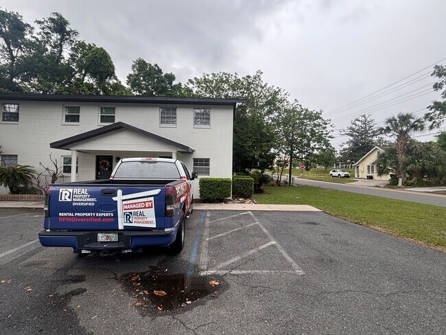 Building Photo - Erler - 1023 (MU68)