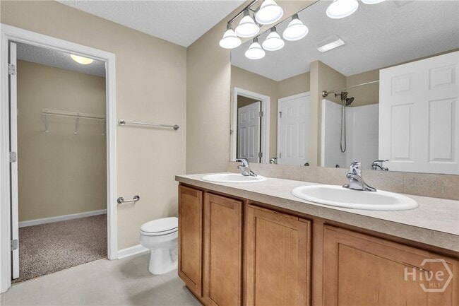 Building Photo - 975 Canyon Oak Loop