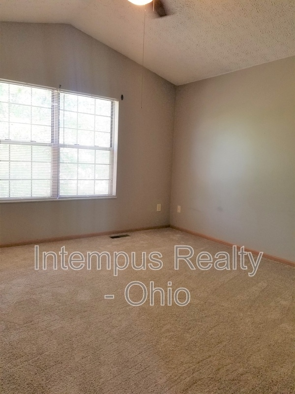 Building Photo - 5903 Brookmont Dr