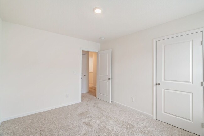 Building Photo - 116 Kaley Ln