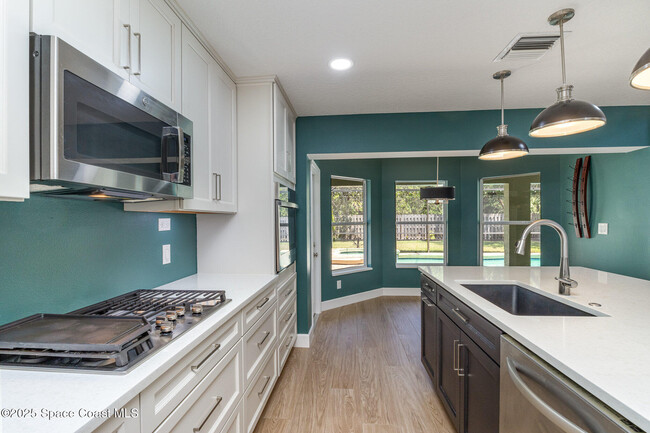 Building Photo - 3236 Helmsdale Ct