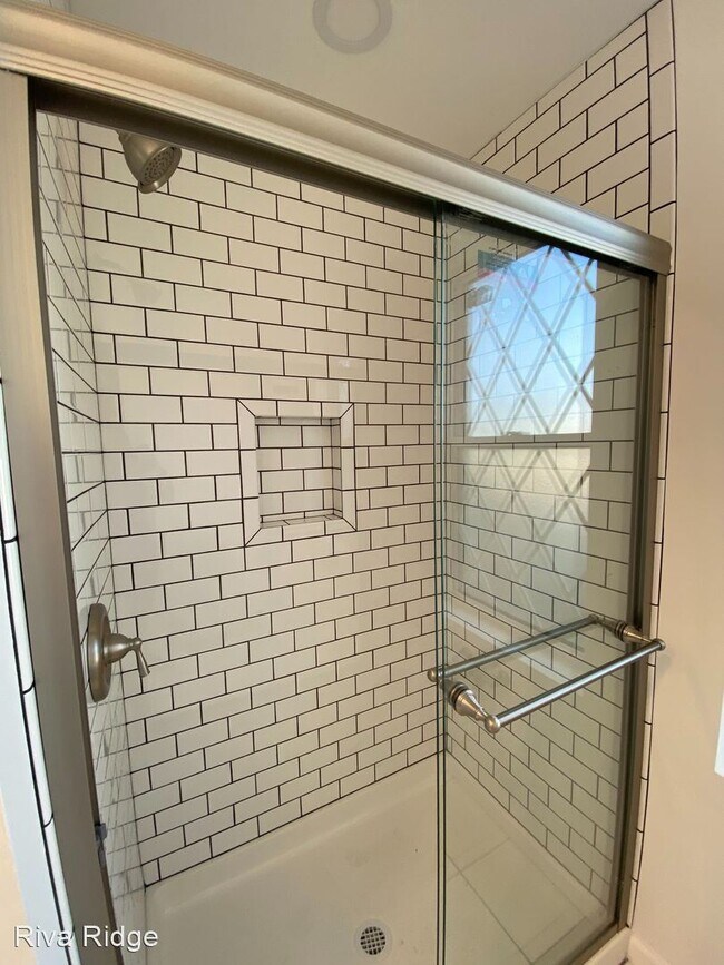 Building Photo - 2 br, 1 bath House - 408 Orwell Way