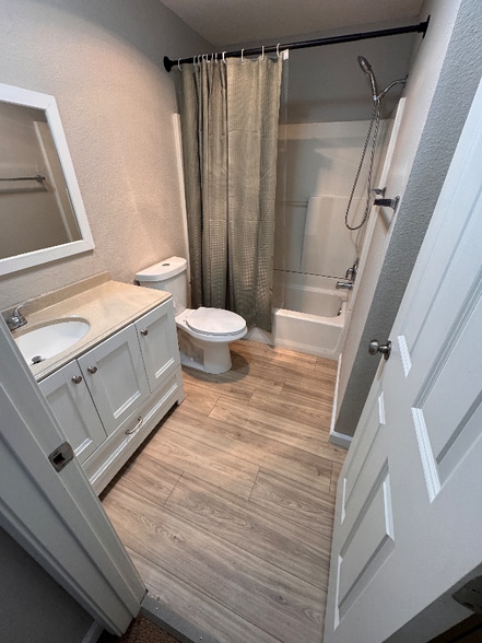 Building Photo - 2907 E M St