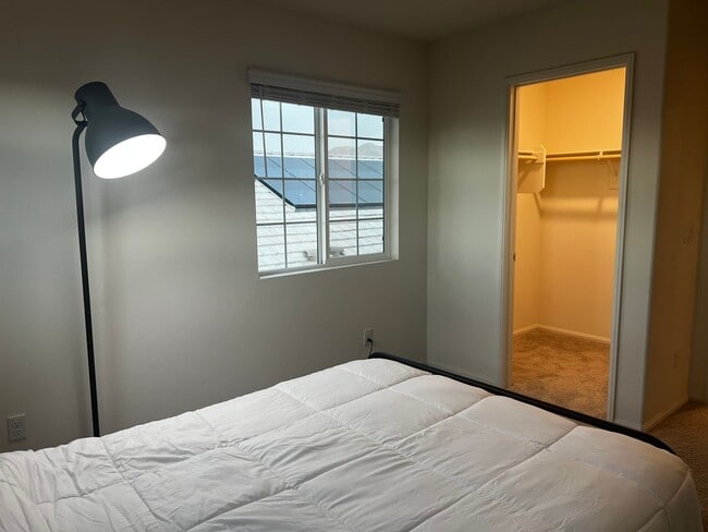 Building Photo - THIS HOME COMES WITH AN ADU