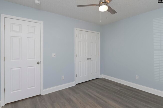 Building Photo - 509 Burnside Dr