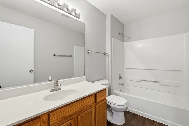 Building Photo - 2023 Silverstone Dr