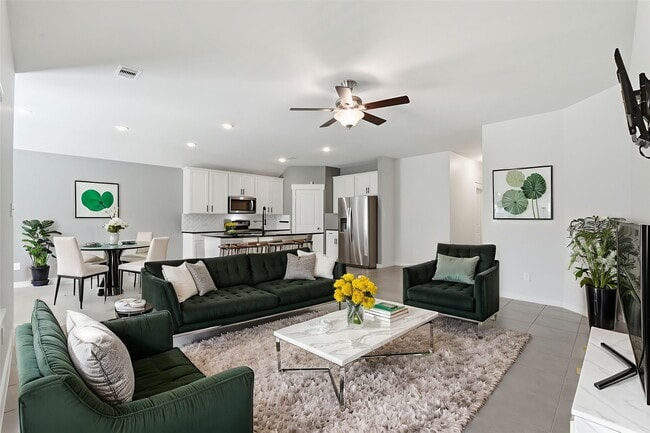 Building Photo - 12411 Southern Trail Ct