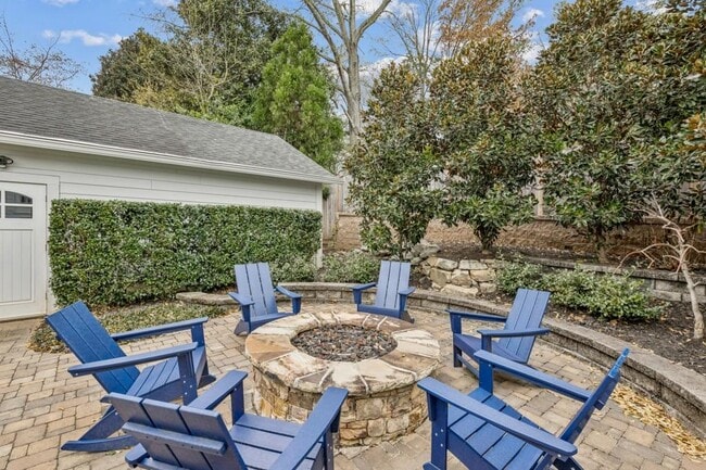 Building Photo - 1189 Reeder Cir NE