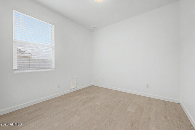 Building Photo - 2058 S 241st Ave