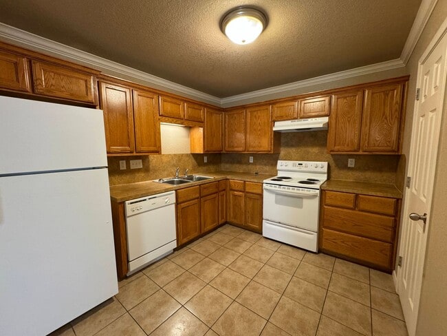 Building Photo - 1300 Powder River Dr