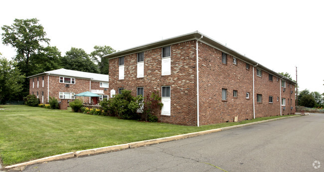 Building Photo - Adam's Court Apartments