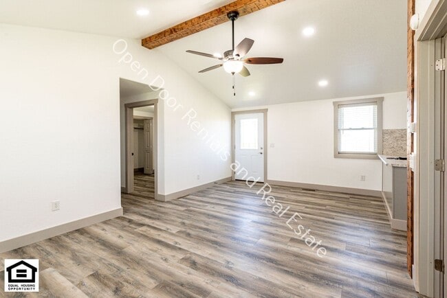 Building Photo - 4990 Co Rd 71