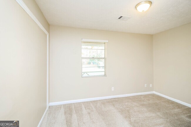 Building Photo - 5850 Bearing Way