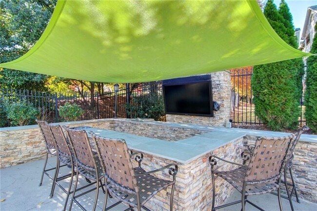 Building Photo - 1970 Peachford Rd