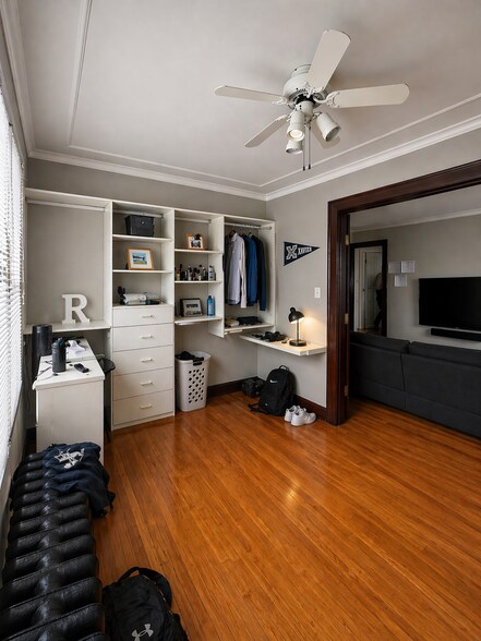 Building Photo - 1429 Dana Ave